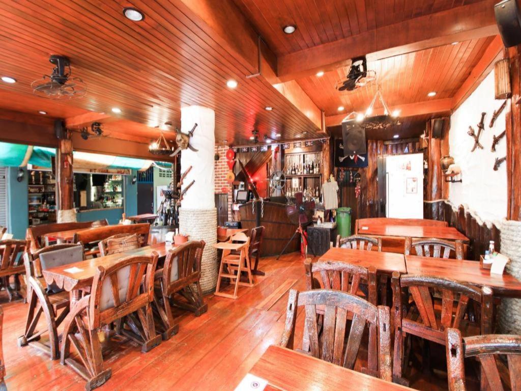 Oyo 1103 Pirates House Hotel Phi Phi Eksteriør billede